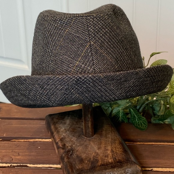 Stylish Weaved Short Brimmed Fedora - Picture 7 of 10